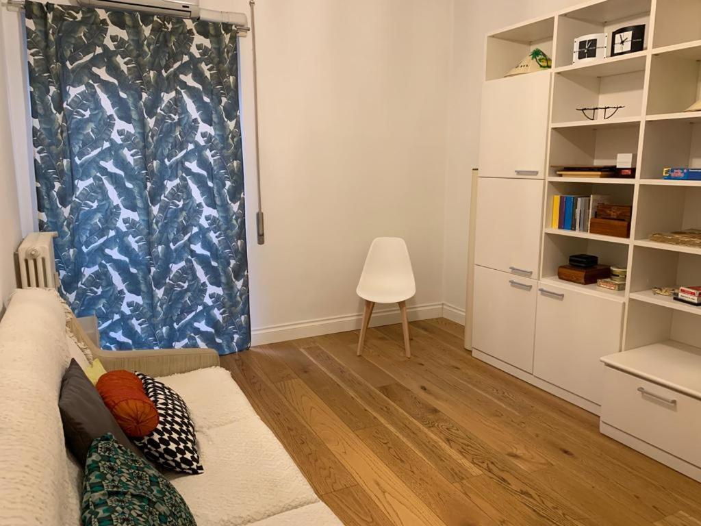 Casa Mentana Apartment แตร์นี ภายนอก รูปภาพ